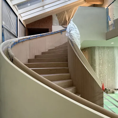 Curved stair